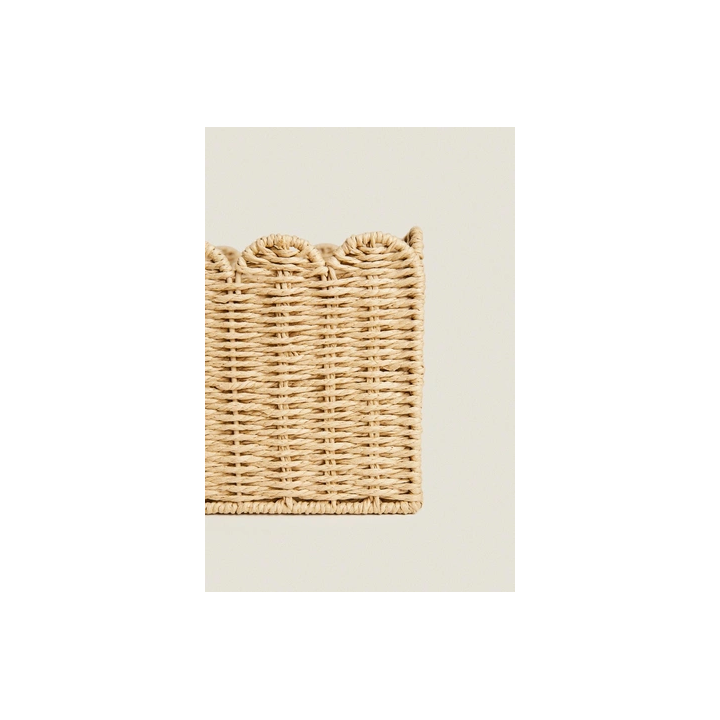 MEDIUM SCALLOPED BASKET