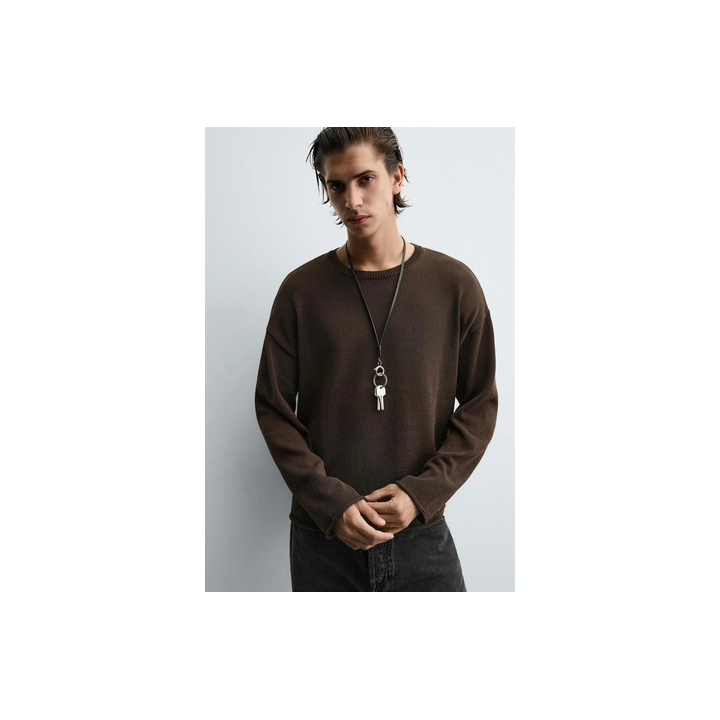 ТРИКОТАЖНЫЙ СВИТЕР С РЕЛЬЕФНОЙ ТЕКСТУРОЙ И ОТДЕЛКОЙ