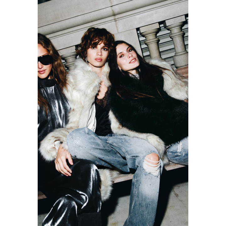 Джинсы trf с разрывами и камнями сваровски