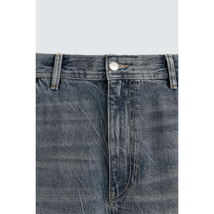 Джинсы свободного кроя