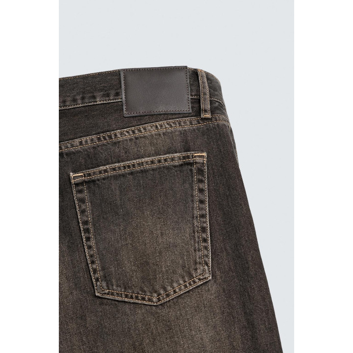 ДЖИНСЫ RELAXED FLARED FIT