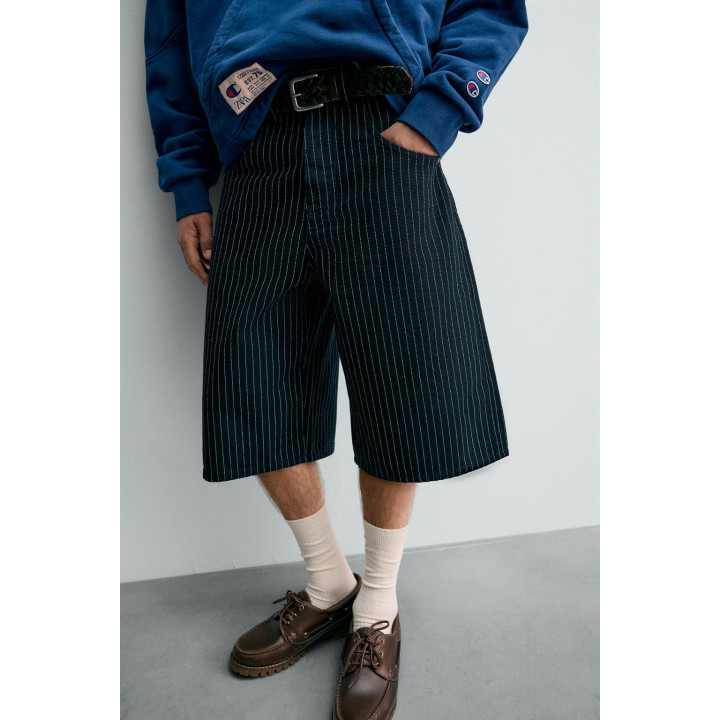 ШОРТЫ-БЕРМУДЫ СВОБОДНОГО КРОЯ В ПОЛОСКУ CHAMPION ® X ZARA