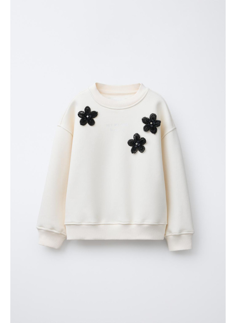 ТОЛСТОВКА С ЦВЕТОЧНЫМИ БУС�...