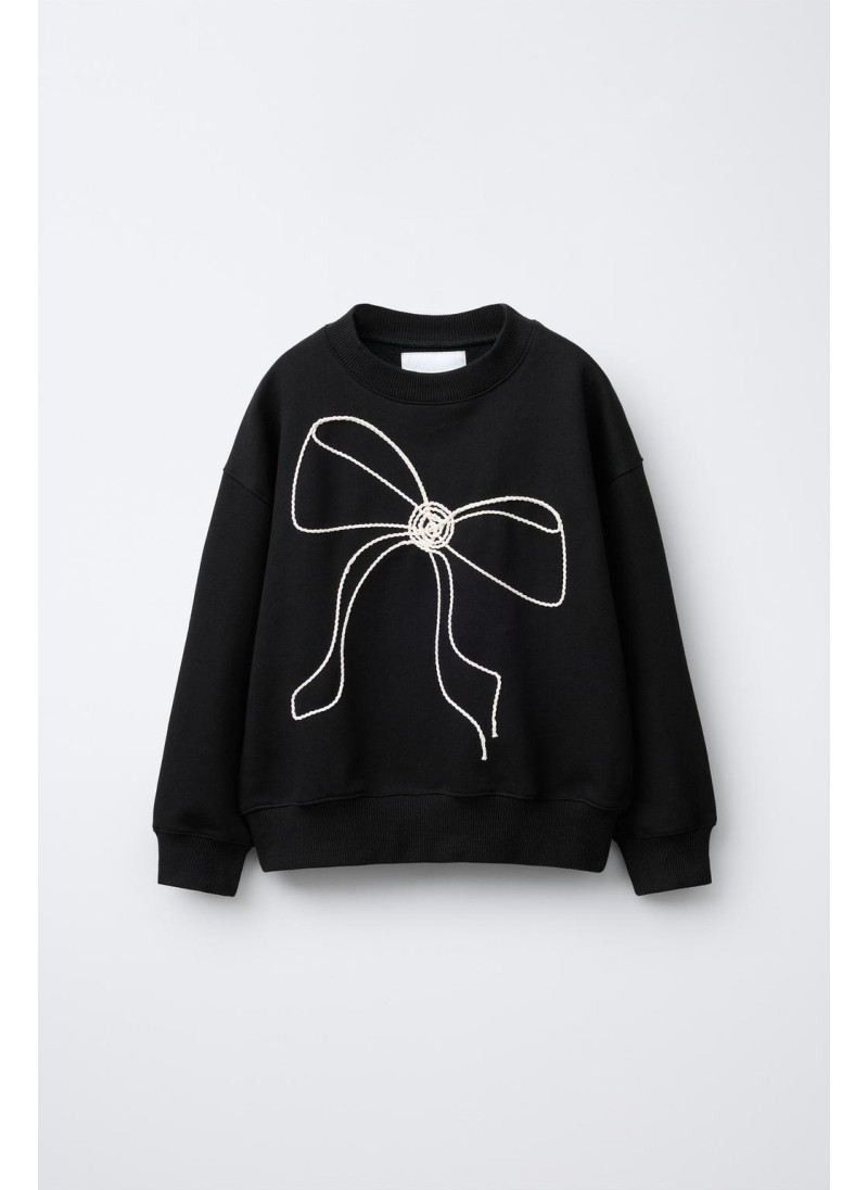 ТОЛСТОВКА С БАНТОМ ИЗ ШНУРК...