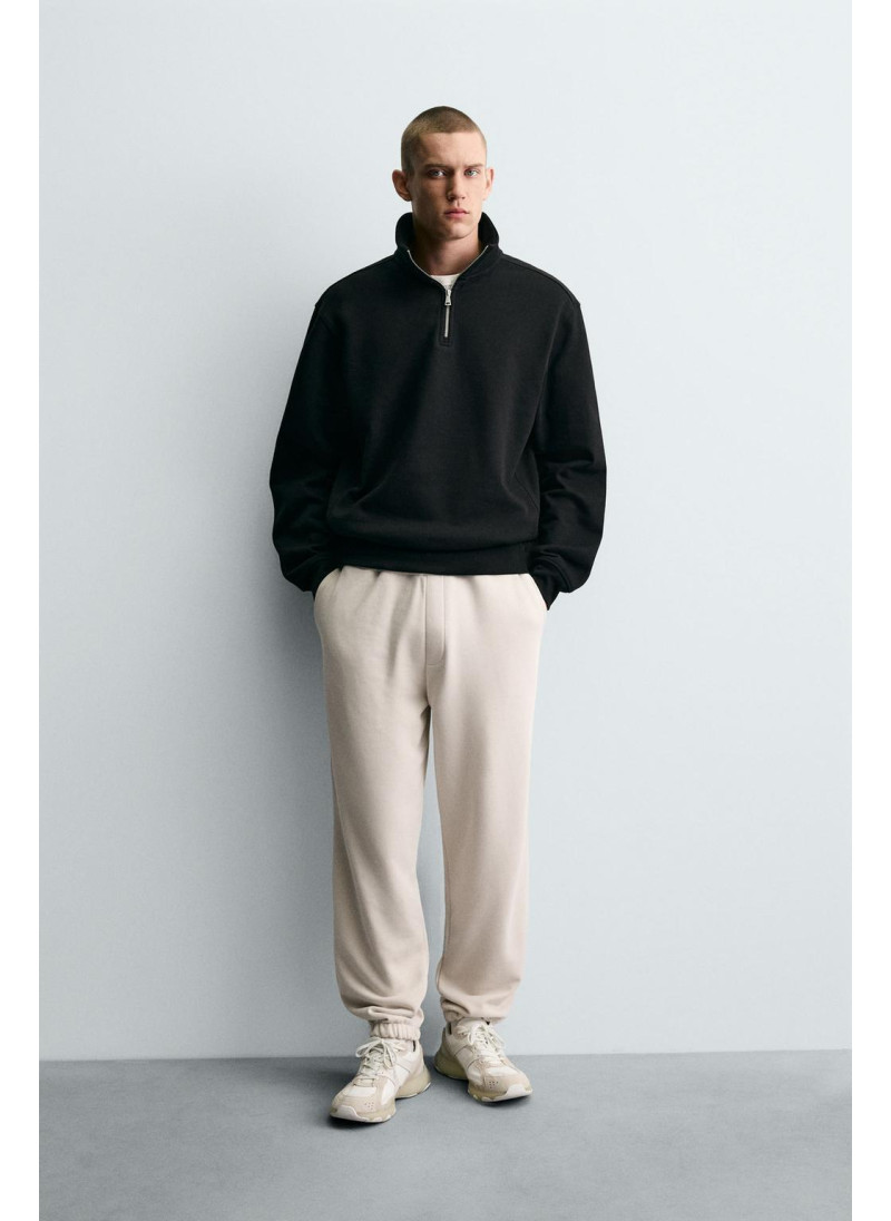 Джоггеры свободного кроя