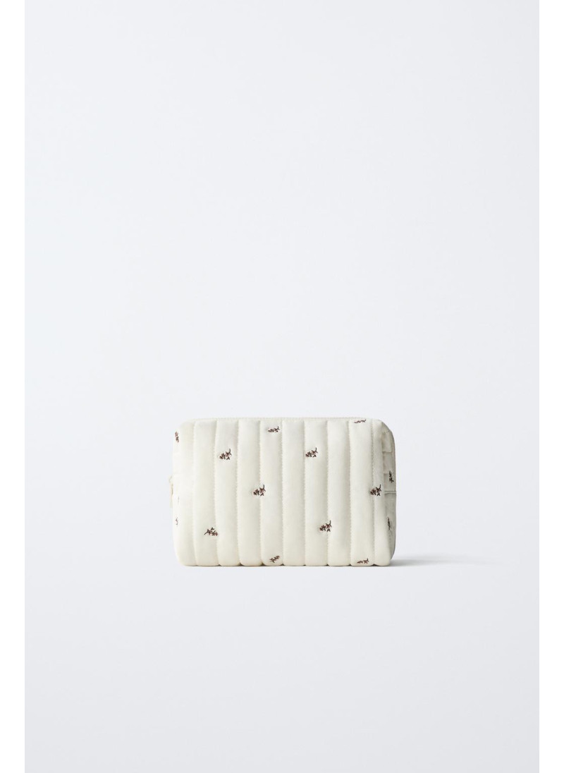 КОСМЕТИЧКА С ЦВЕТОЧНЫМ ПРИ�...