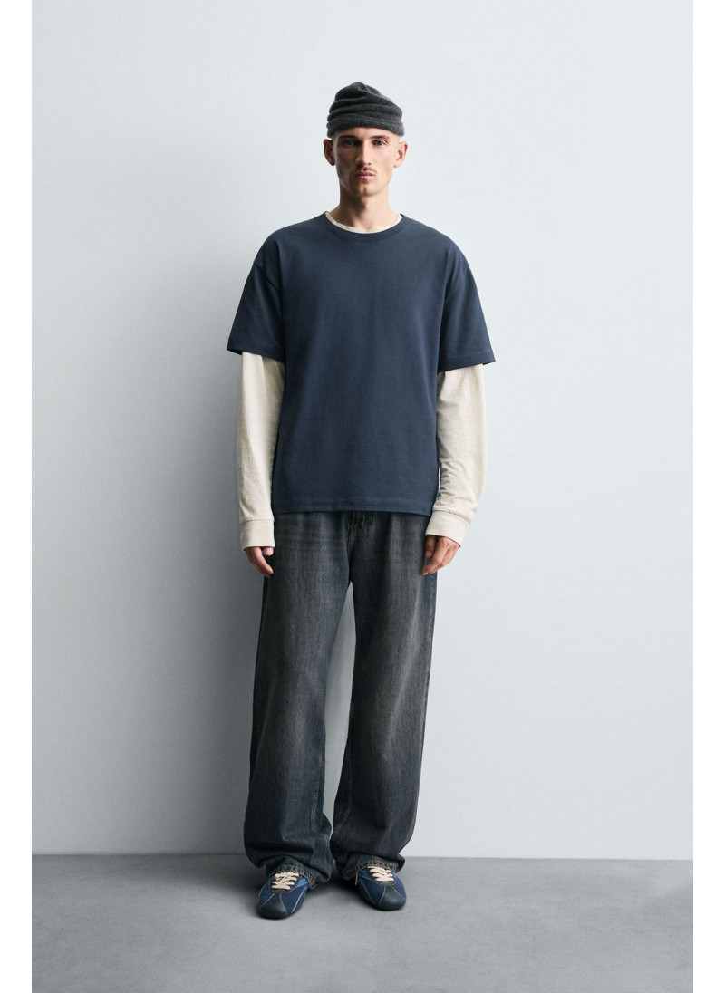 Футболка свободного кроя и�...