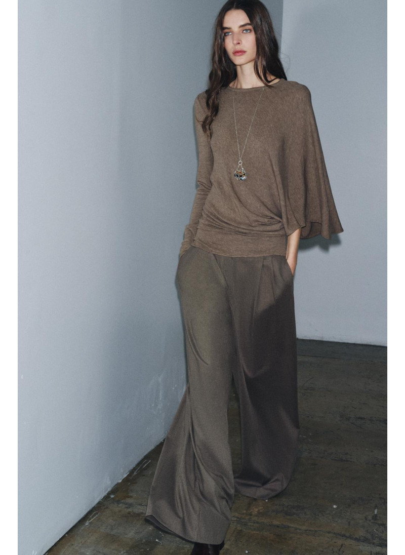 Асимметричный топ с накидк�...