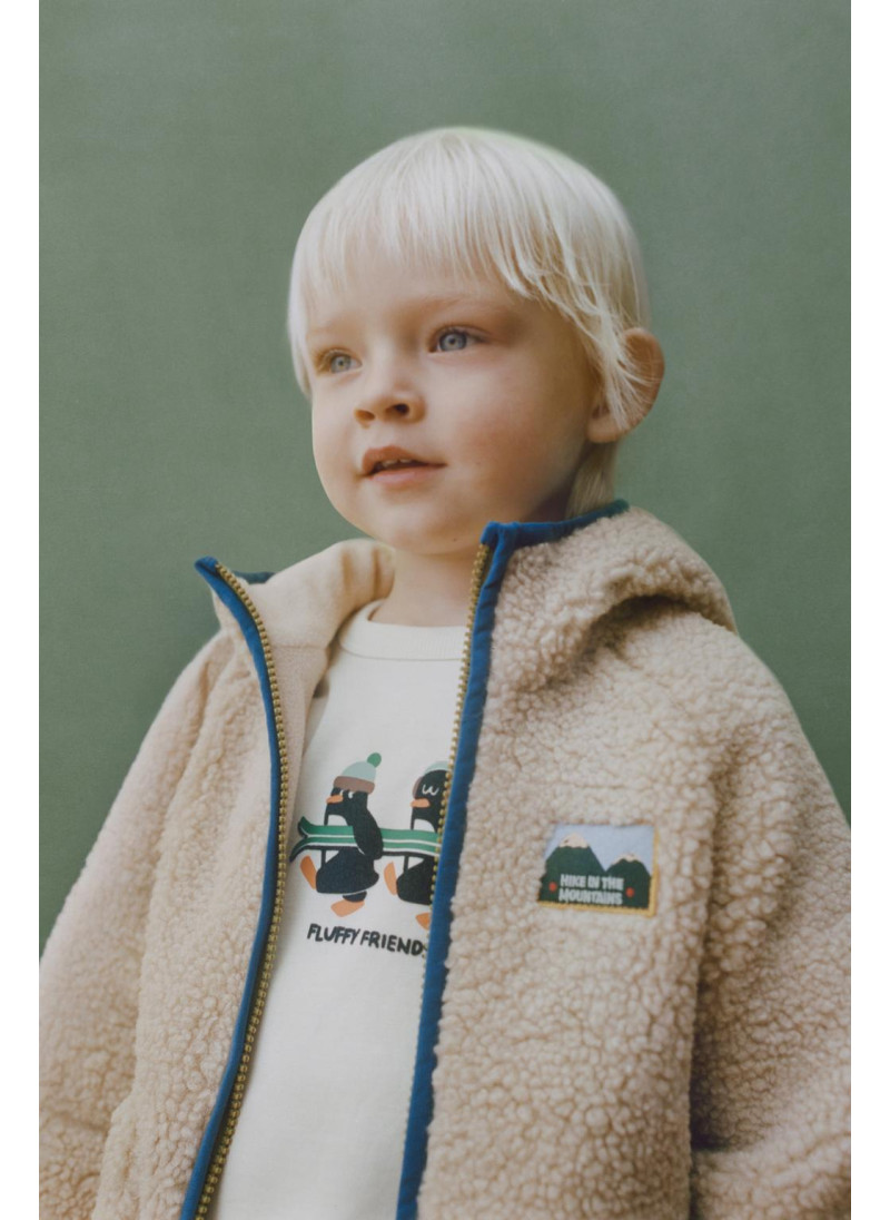 Полушубок из аккуратноподд...