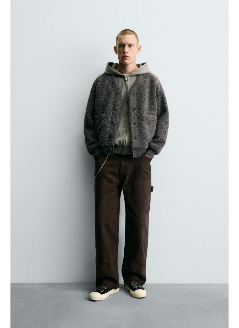 КАРДИГАН ИЗ РЕЛЬЕФНОЙ ТКАН�...