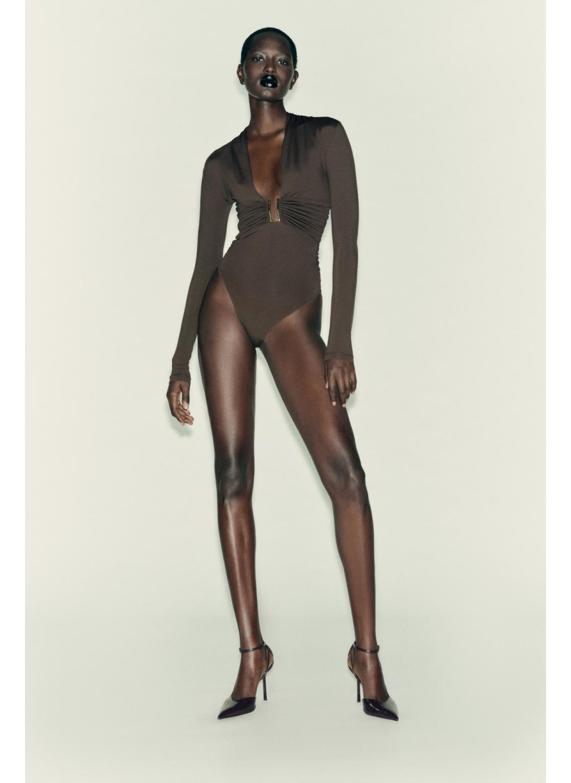 БОДИ ИЗ ПОЛИАМИДА С ДРАПИРО...