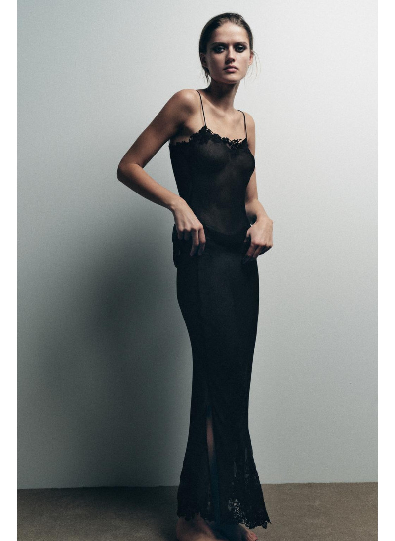 Топ из шифона с вышивкой