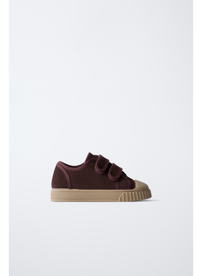 Кроссовки из разделанной з�...