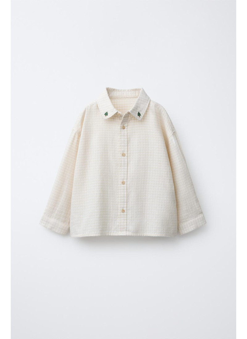 Рубашка с текстурой и вышит...
