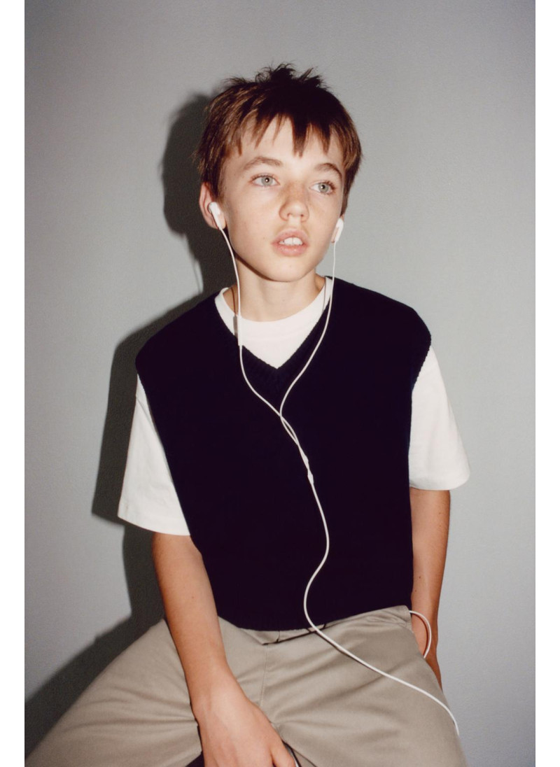 ТРИКОТАЖНЫЙ ЖИЛЕТ