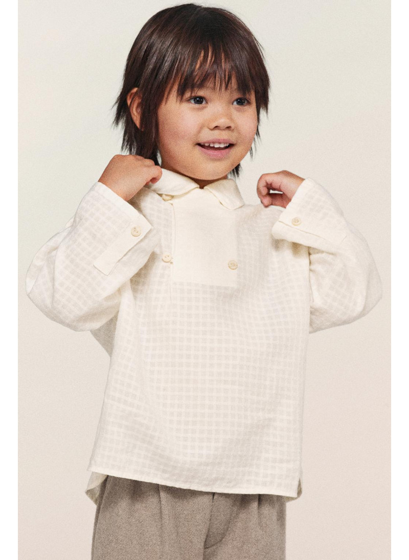 Рубашка с текстурой и завяз...