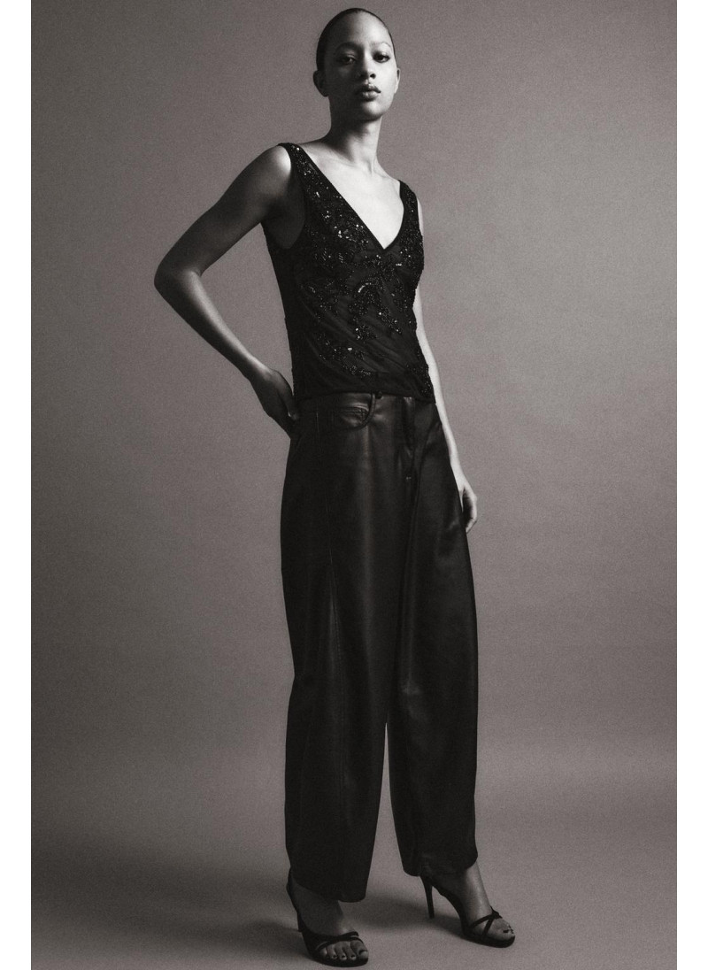 ТОП НА БРЕТЕЛЯХ ИЗ ВЫШИТОГО...