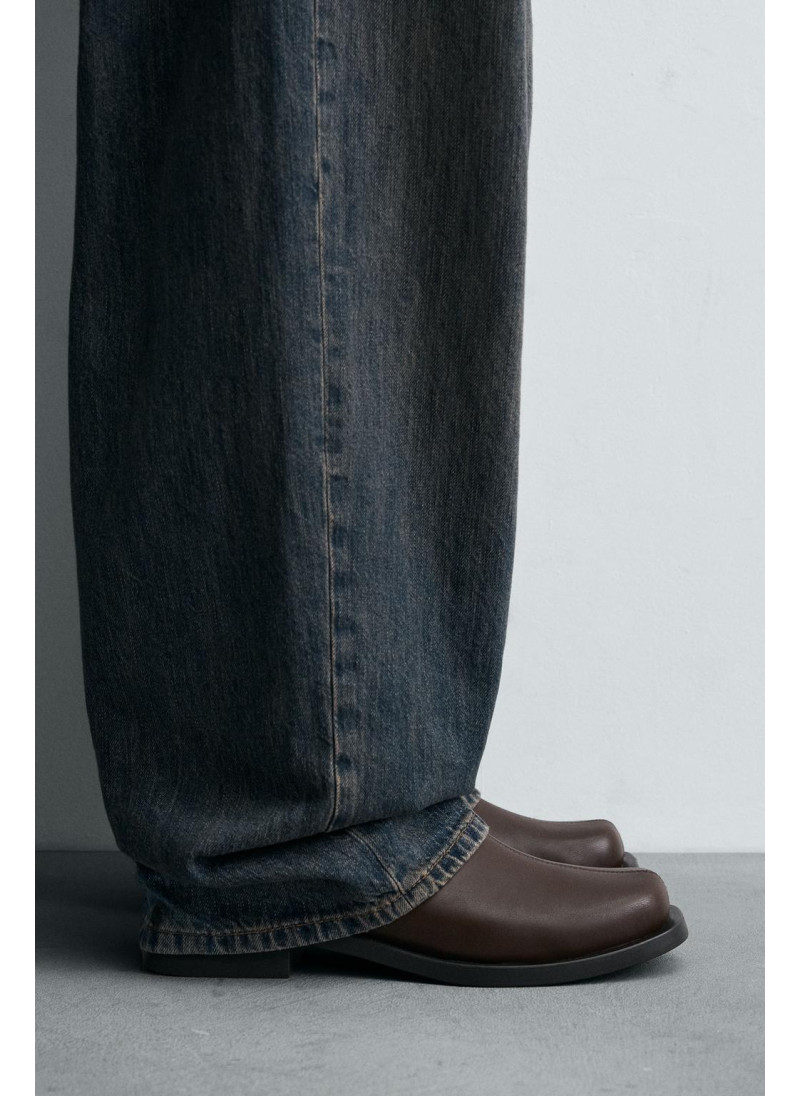 САПОГИ С ДЕКОРАТИВНОЙ СТРО�...