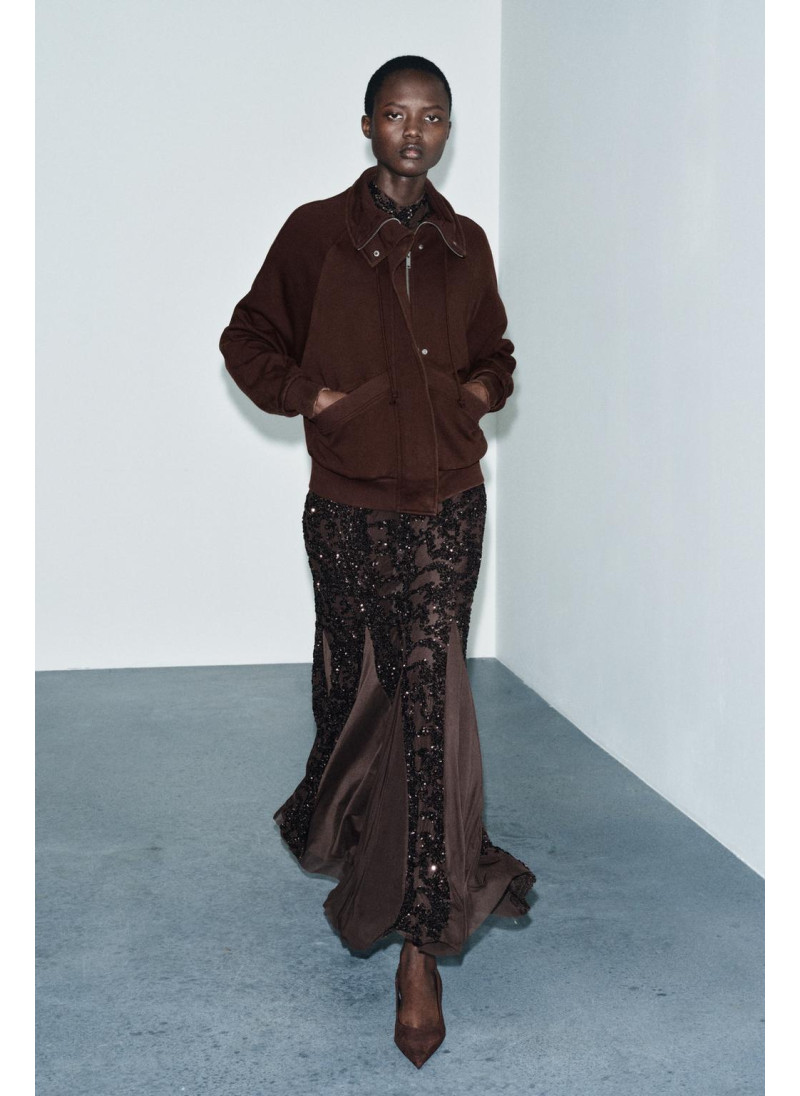 ТОЛСТОВКА С ЭФФЕКТОМ ПОТЕР�...