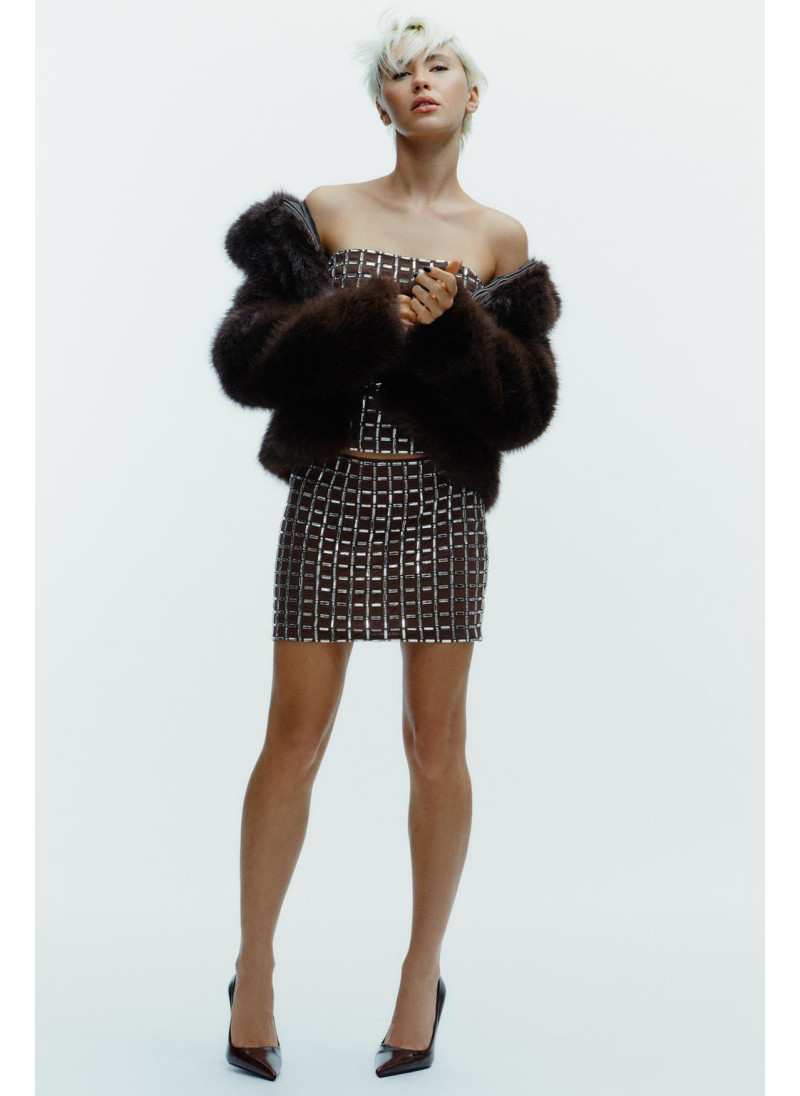 КОРОТКОЕ ПАЛЬТО ИЗ ИСКУССТ�...