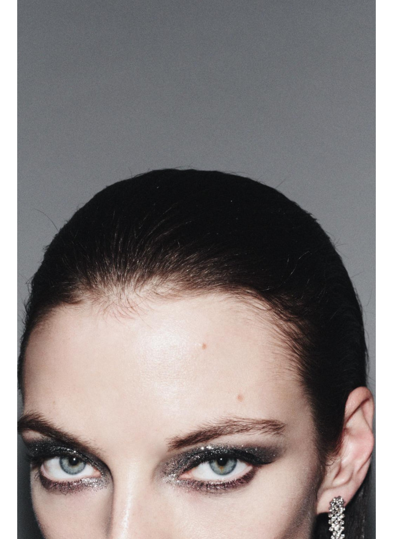 Длинные серьги с блеском