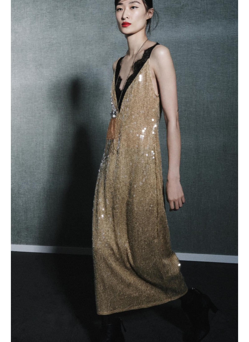 Колье с сумкой на цепочке и ...