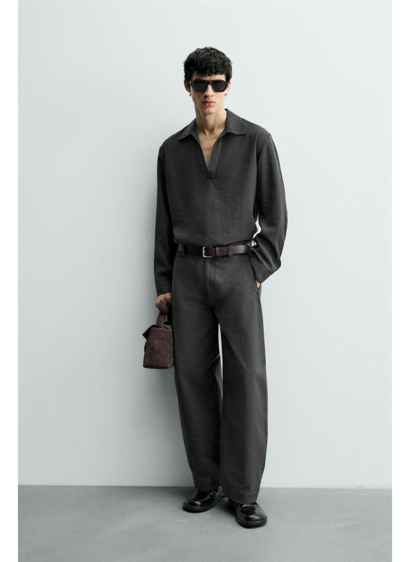 ПОЛО ИЗ СТРУЯЩЕЙСЯ ТКАНИ