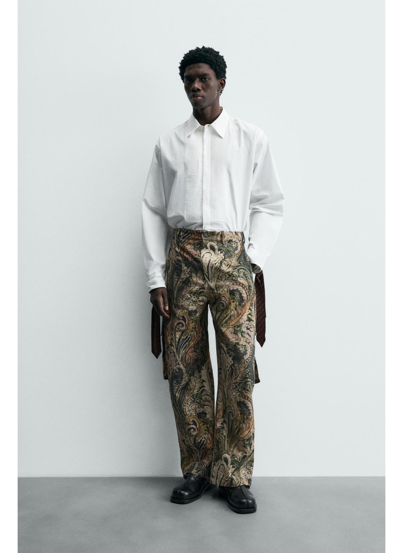 Рубашка limited edition с деталями...