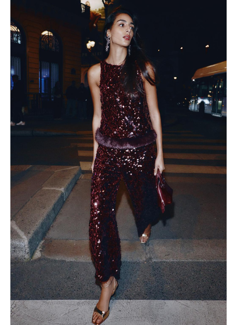 ТОП С ПАЙЕТКАМИ И НИЗОМ ИЗ И...