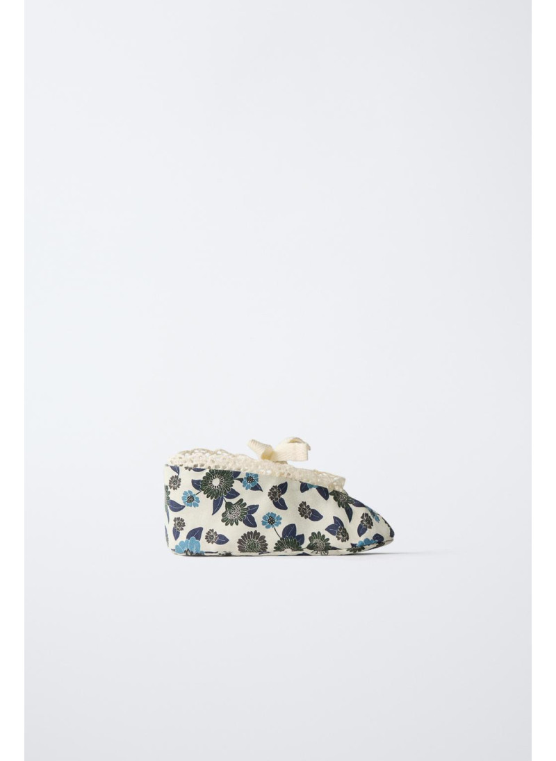 Балетки с бантом и цветочны...