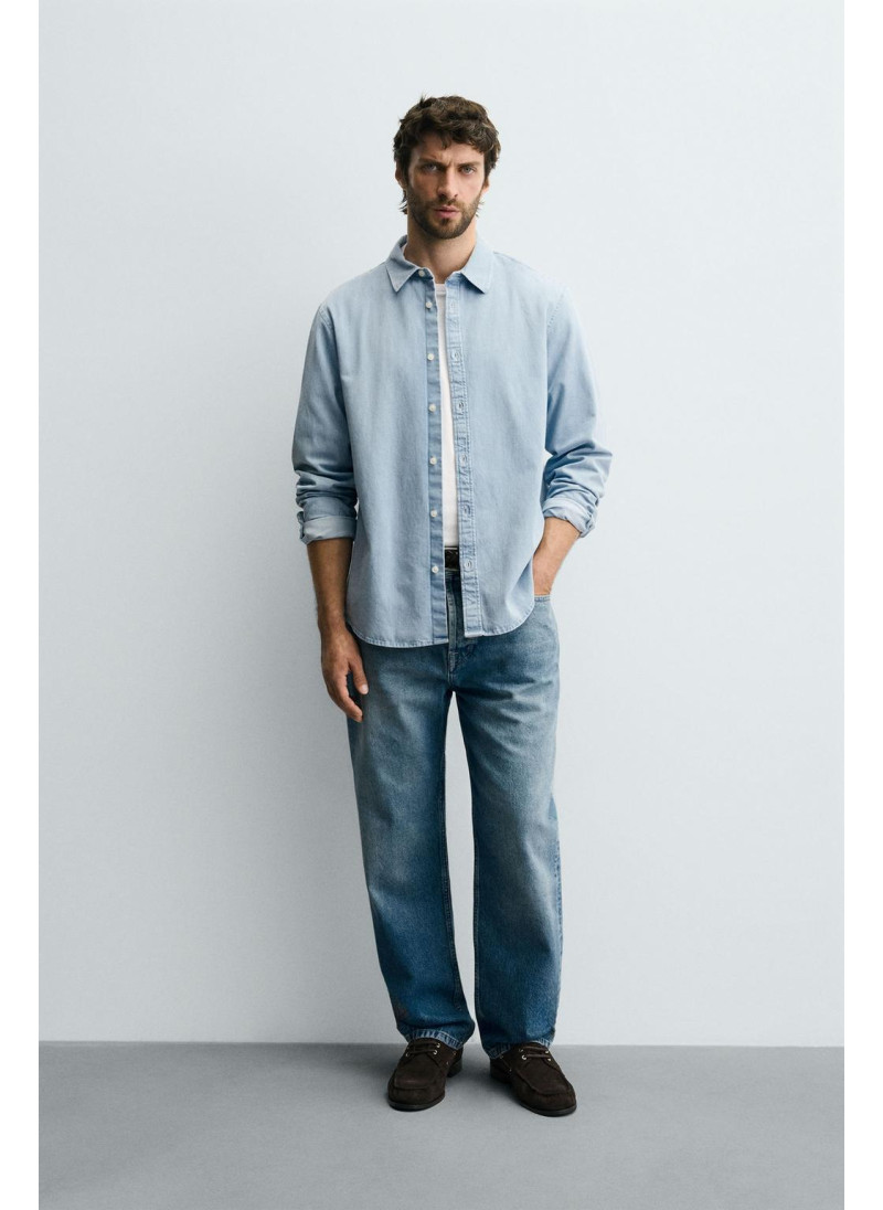 Рубашка из выцветшего дени�...