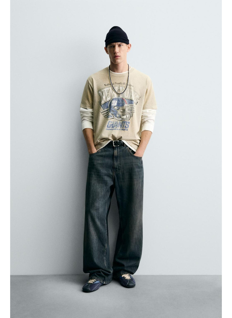 ФУТБОЛКА С ЭФФЕКТОМ ПОТЕРТ�...