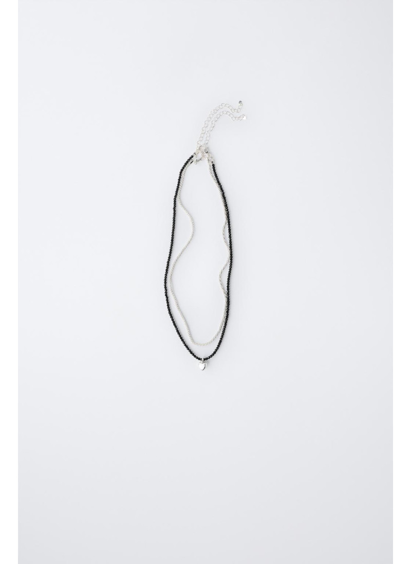 Пара подвесных сердец на це...