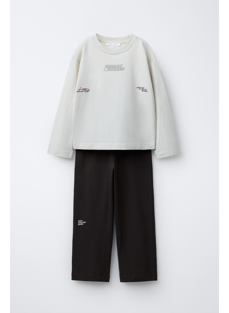 6-14 ЛЕТ/ПИЖАМА С ТЕКСТОВЫМ П�...