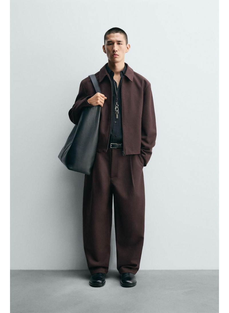 Куртка прилегающего кроя