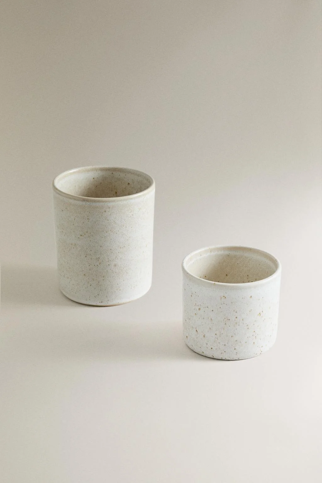 Керамическая ёмкость для кухонных принадлежностей — Кухня