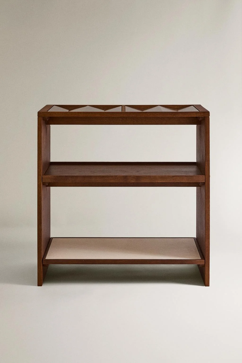 Хранилище и стойка для гантелей