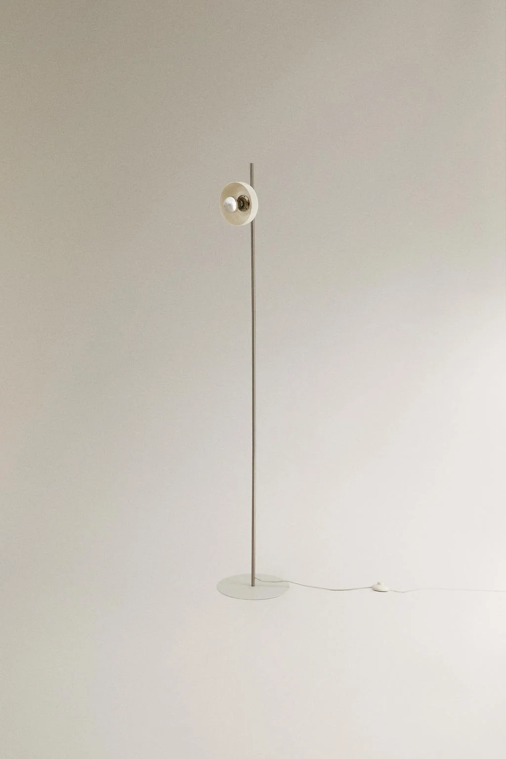 Напольная лампа | Металлический прожектор — Освещение