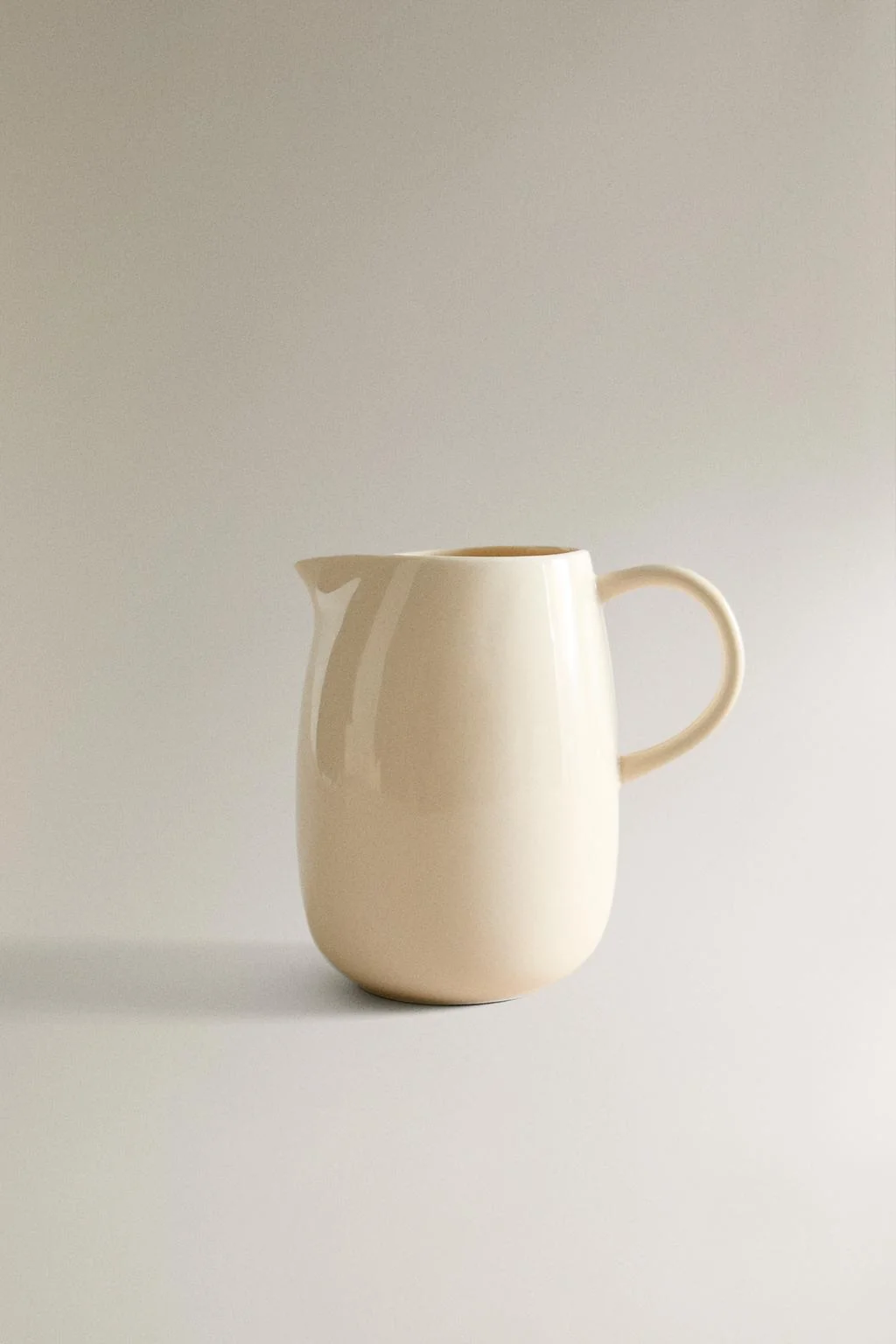 Простая молочница из каменной керамики — Кофе и чай