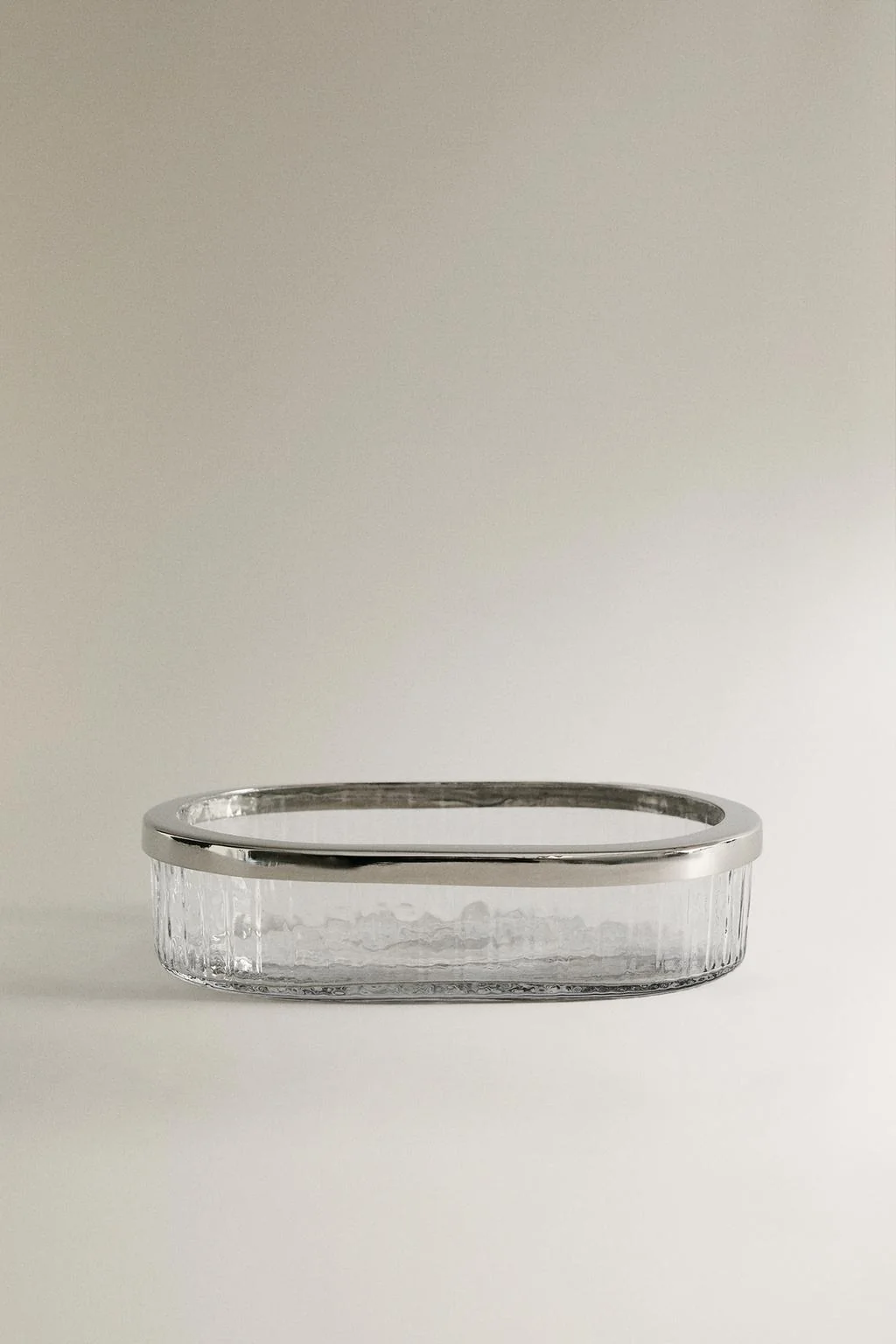 Рельефная мыльница из стекла и металла — Ванная