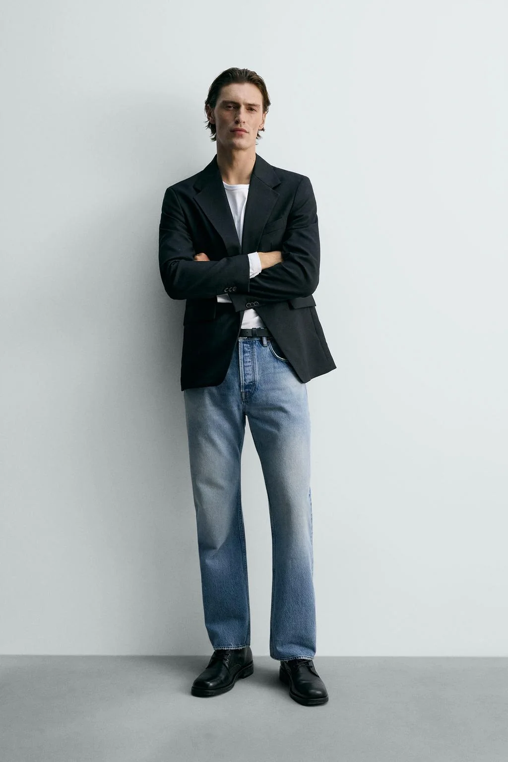 Джинсы с завышенной талией