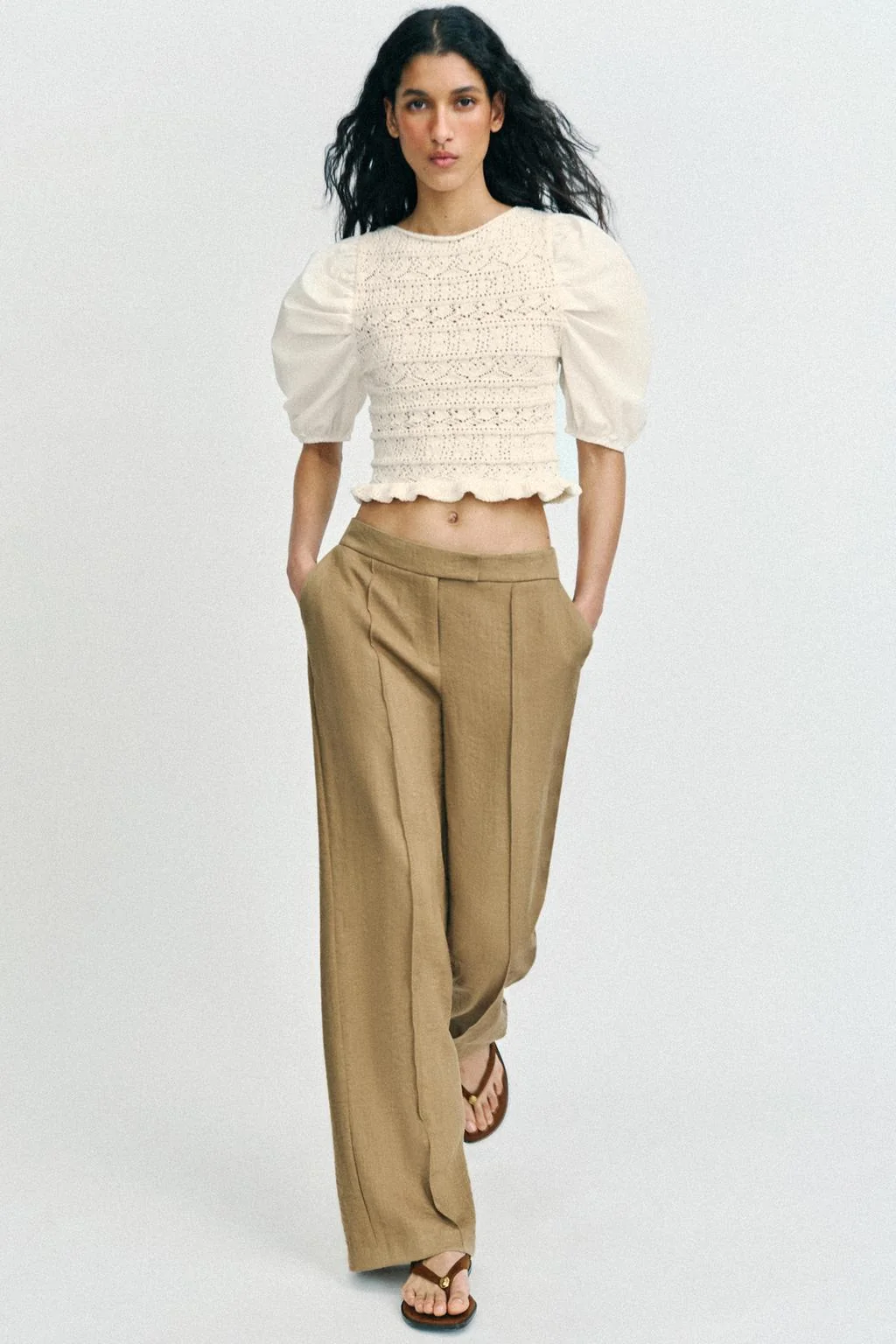 КОНТРАСТНЫЙ ПУФОВЫЙ СВИТЕР