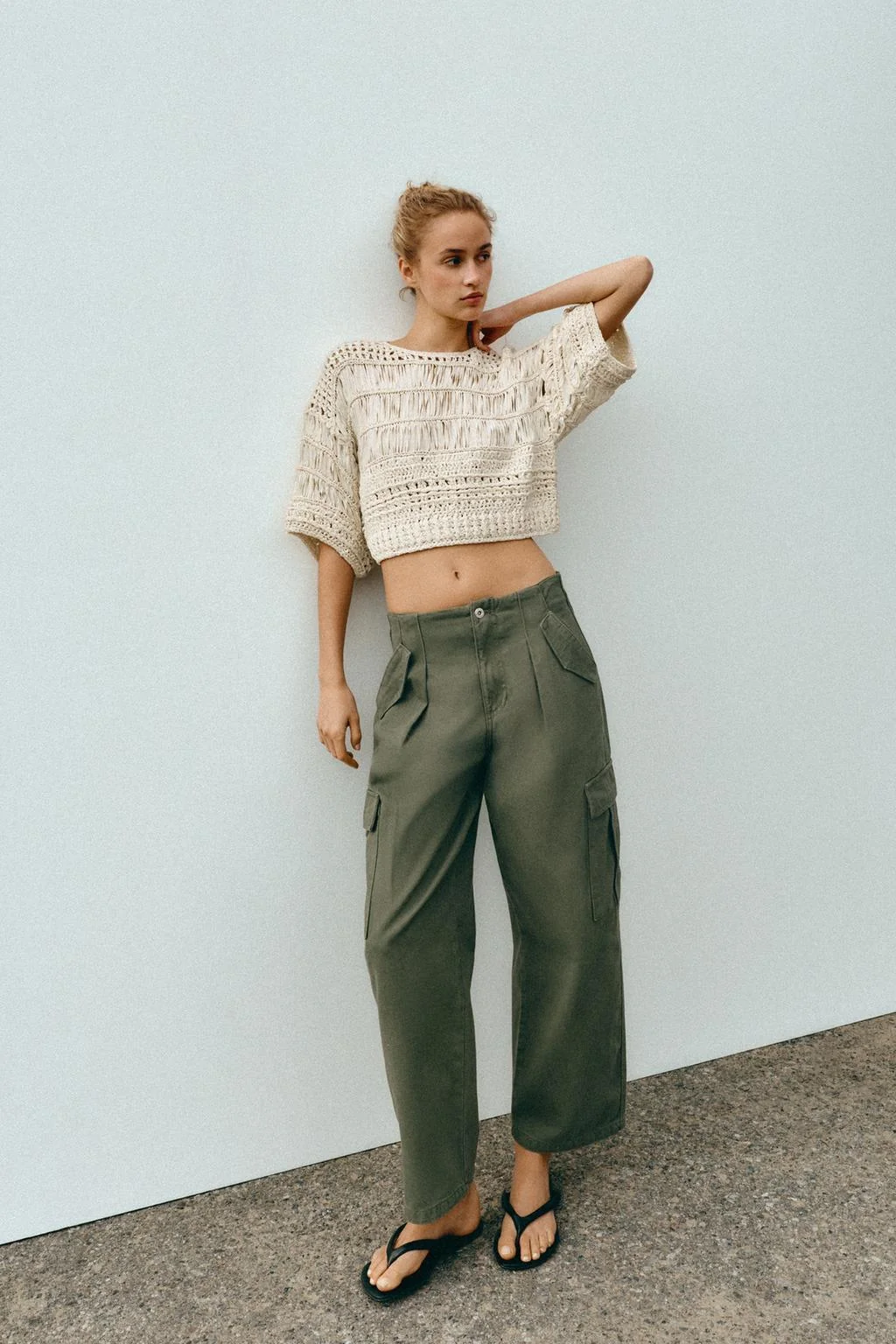 Вязаный топ с лентами