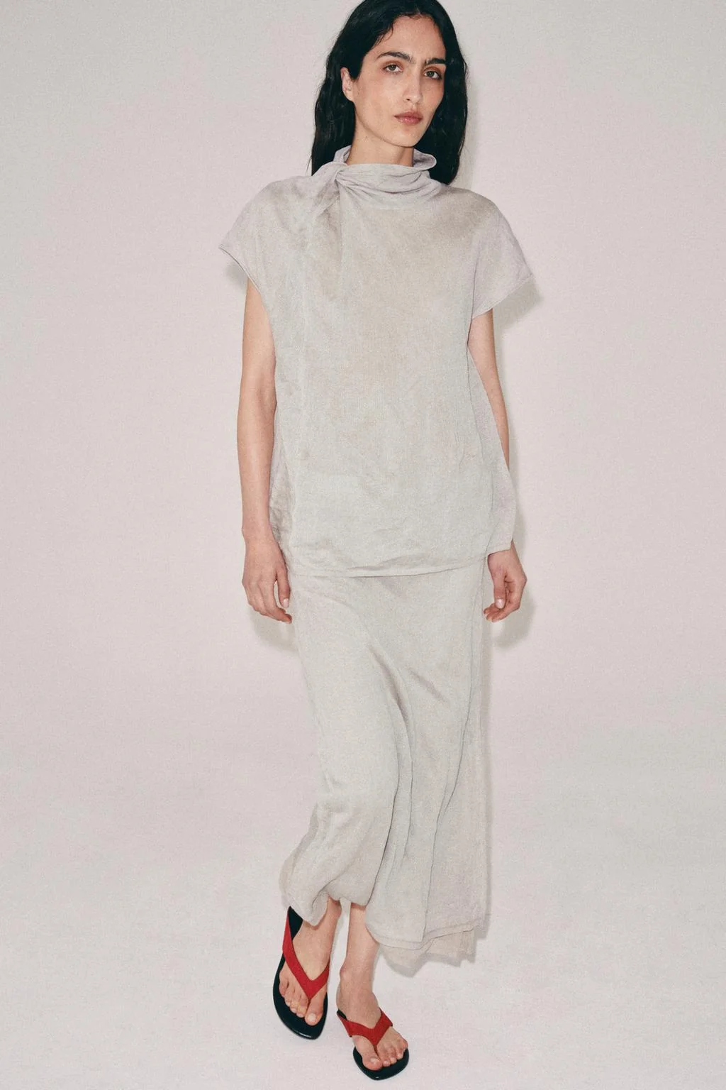 Складчатая вязаная миди-юбка