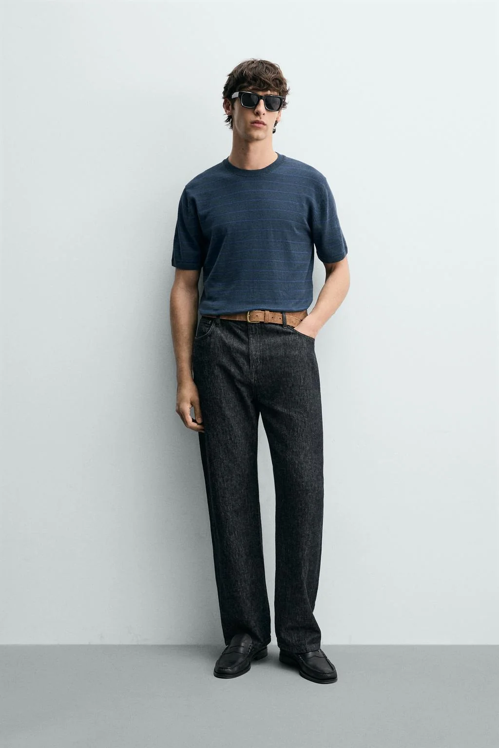 Вязаная футболка из хлопка и льна в полоску — С принтом