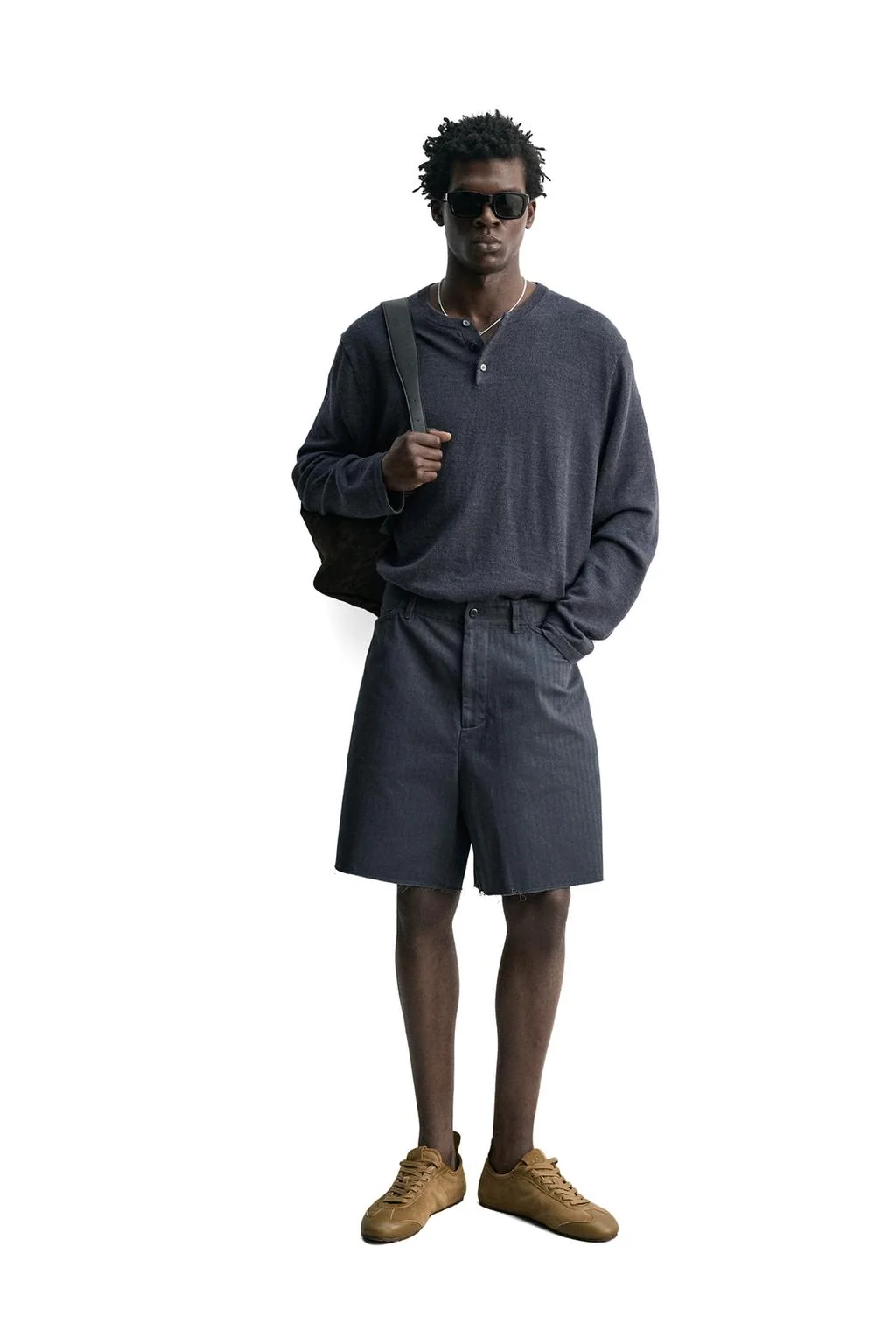 Хлопковые бермуды с текстурой и шлёвкой — Шорты