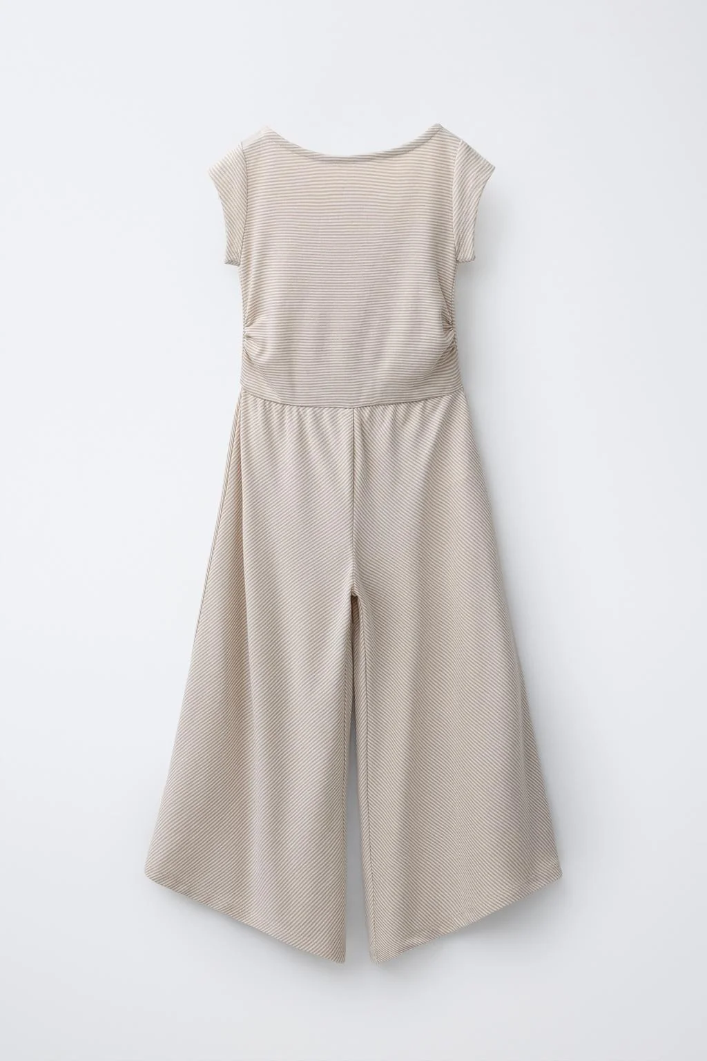 Полосатый комбинезон