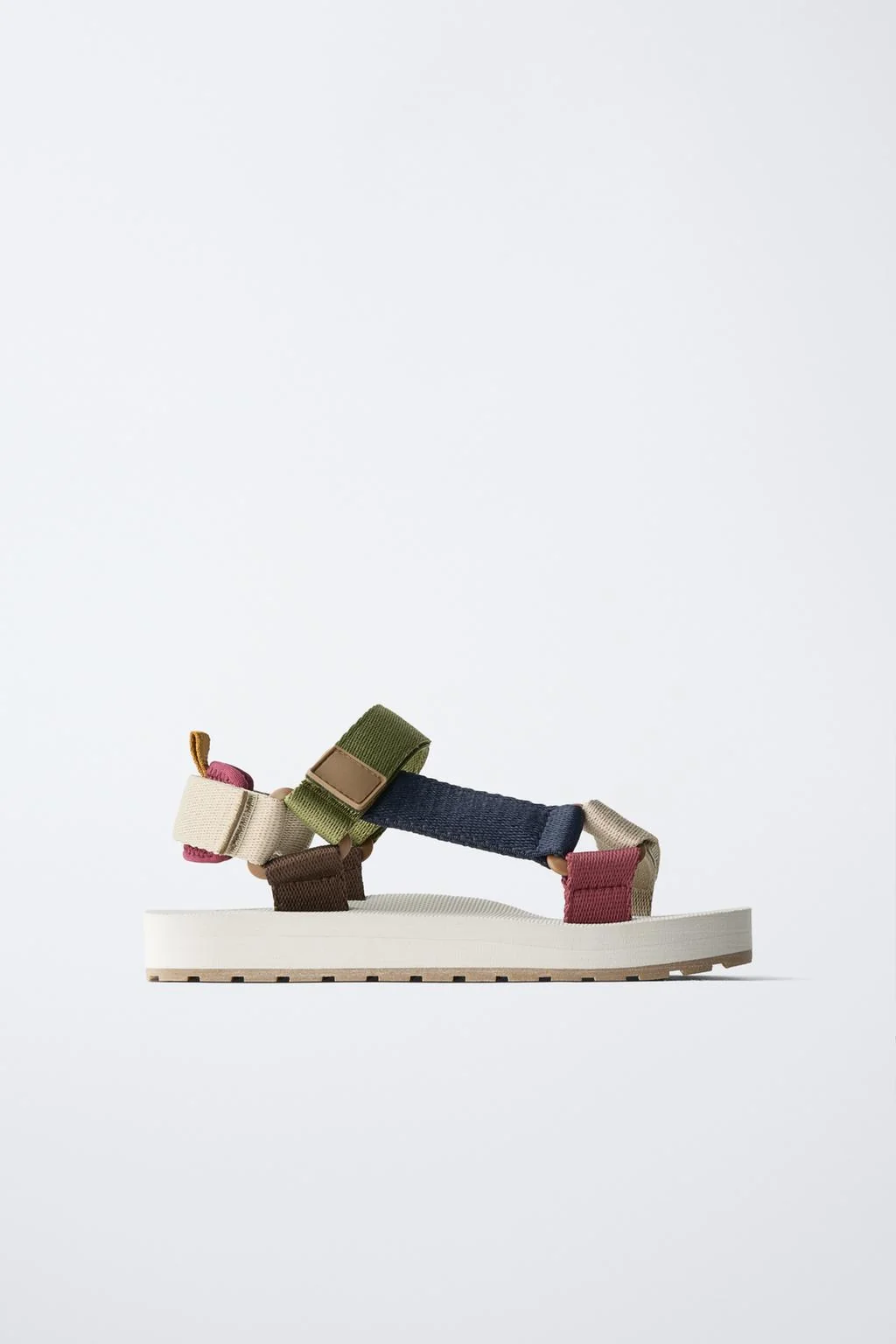 Технические сандалии