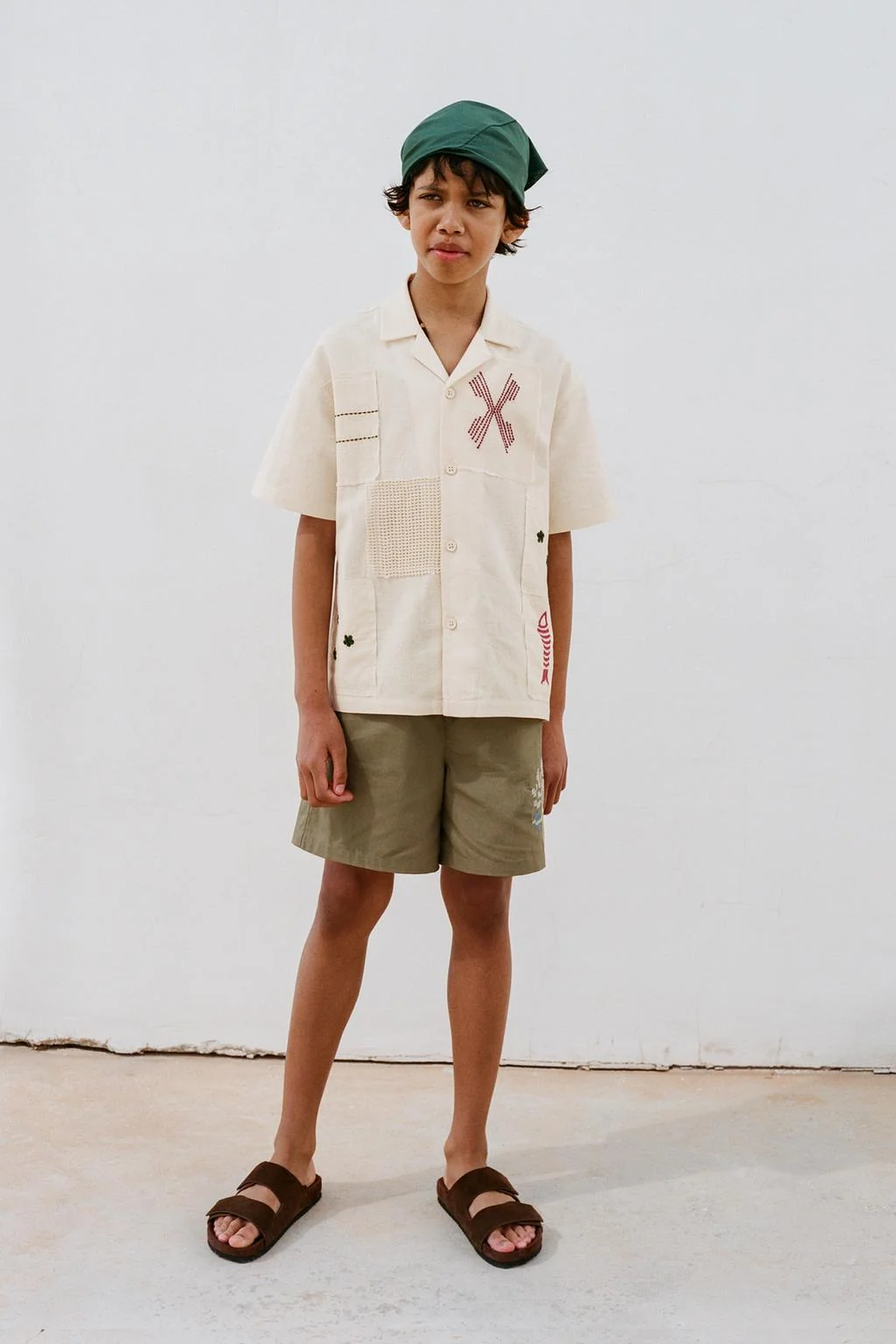 Рубашка из смесовой льняной ткани с лоскутной вышивкой — Специальная серия