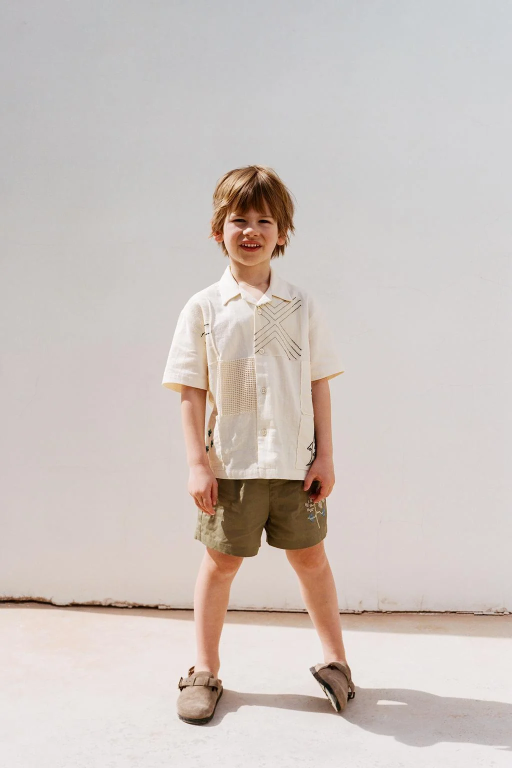 Рубашка из хлопка/льна с латками